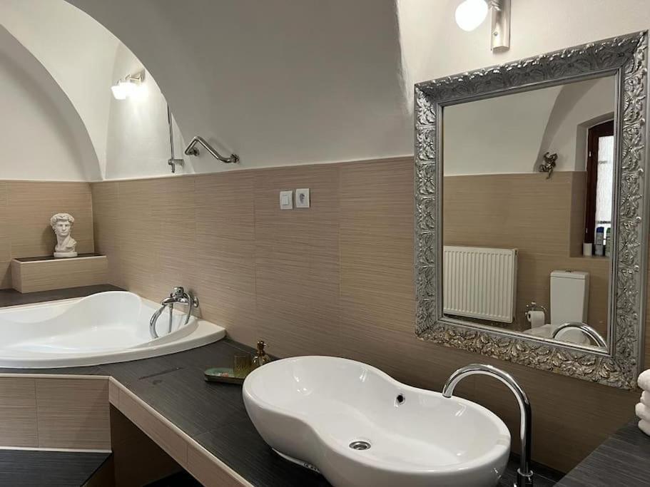 City Center Apartment Banska Bystrica Exterior photo